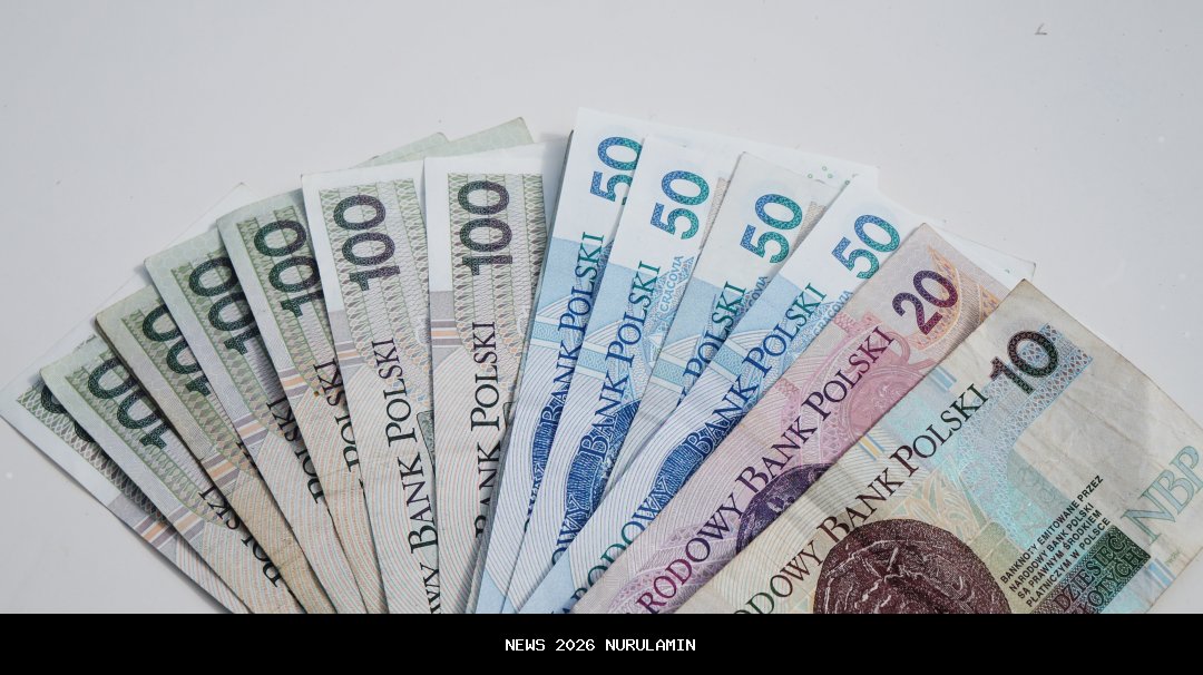 PLN Suluttenggo Latih 47 Siswa SMK Palu Konversi Motor Listrik