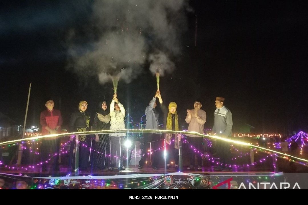 Bupati Gorontalo Utara Siap Ubah Taman Pontolo Jadi Wisata Utama