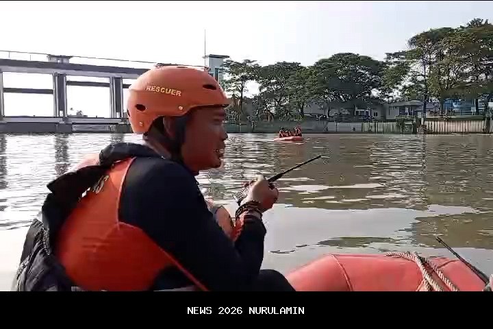 Dua Remaja Hilang Usai Buat Konten Loncat Sungai di Tegal