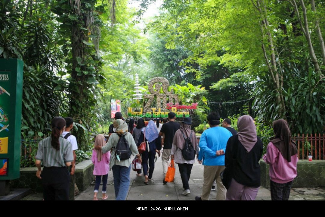 Pengunjung Wamenhan Donny Ermawan di Peran Saka Nasional Gorontalo