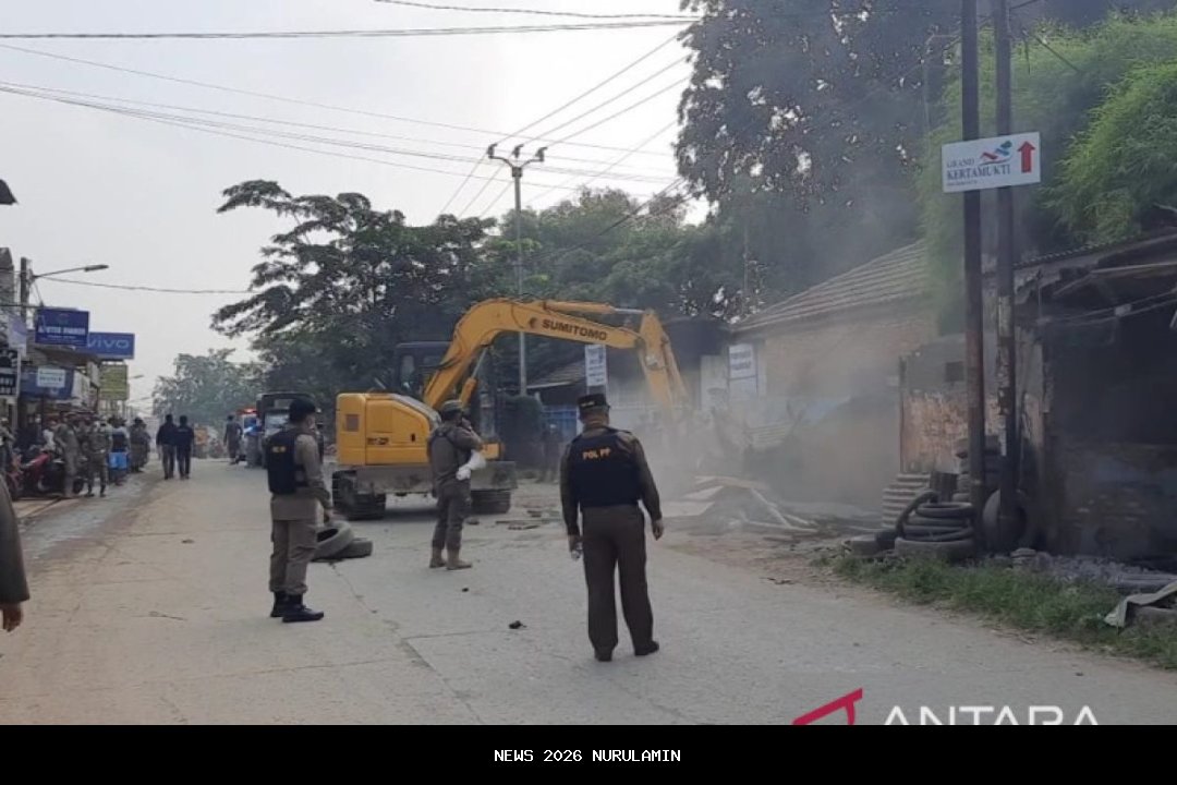 170 Bangunan Ilegal di Bantaran Kalimalang Bekasi Dibongkar, Termasuk Warung Remang-Remang