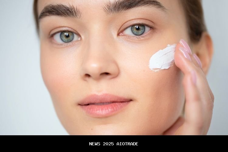 7 Kombinasi Wajah Tahan Lama untuk Musim Panas 2025