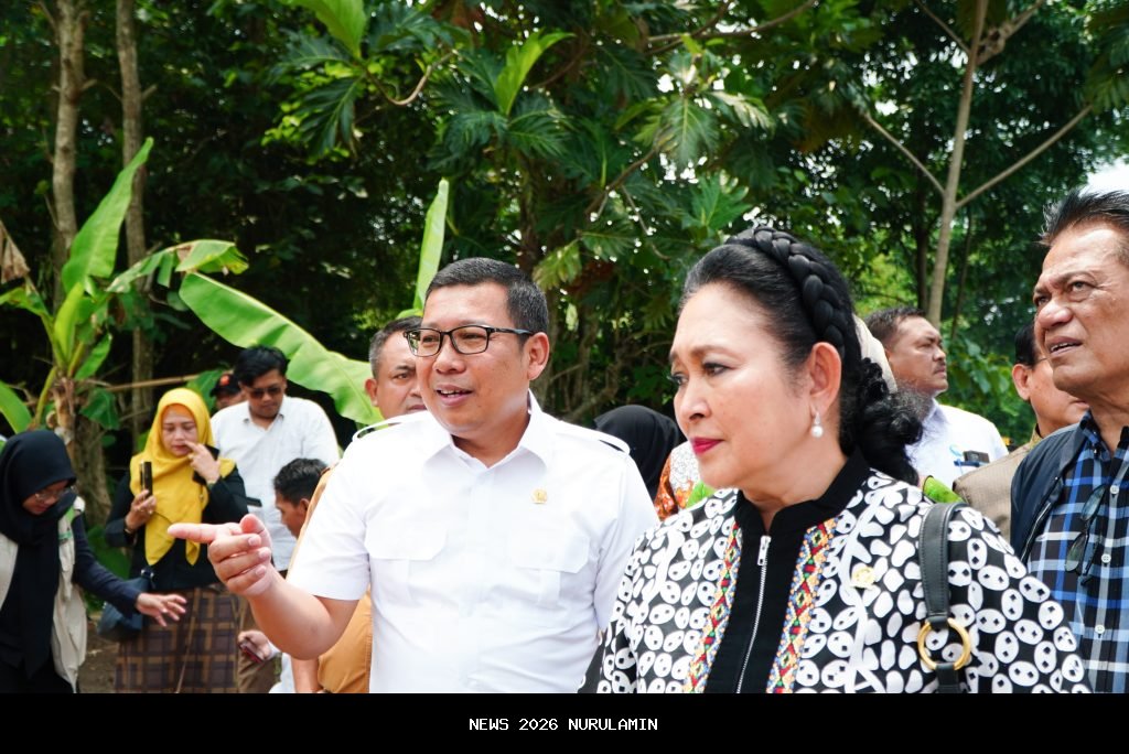 Kapolri Listyo Sigit dan Titiek Soeharto Pantau Program Makanan Gratis di Karanganyar