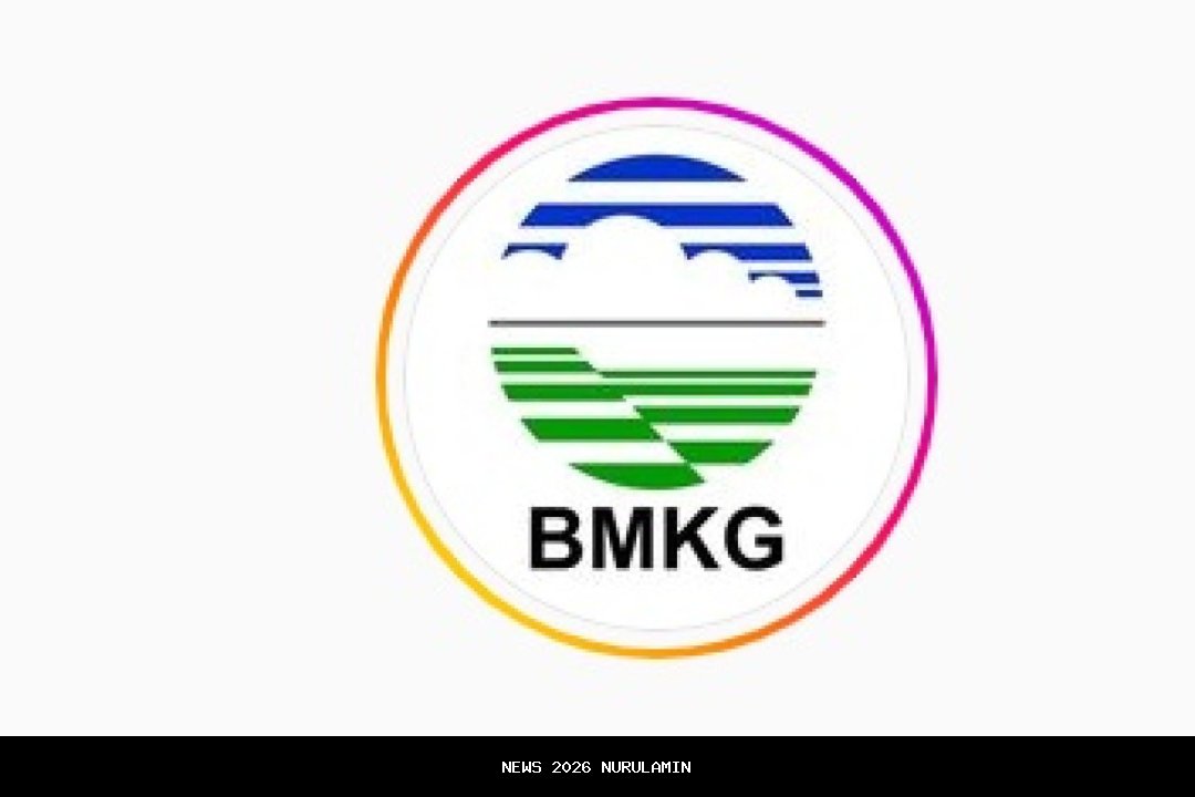 BMKG: Waspadai Hujan Lebat dan Gelombang Sedang Hari Ini di Sulawesi Barat