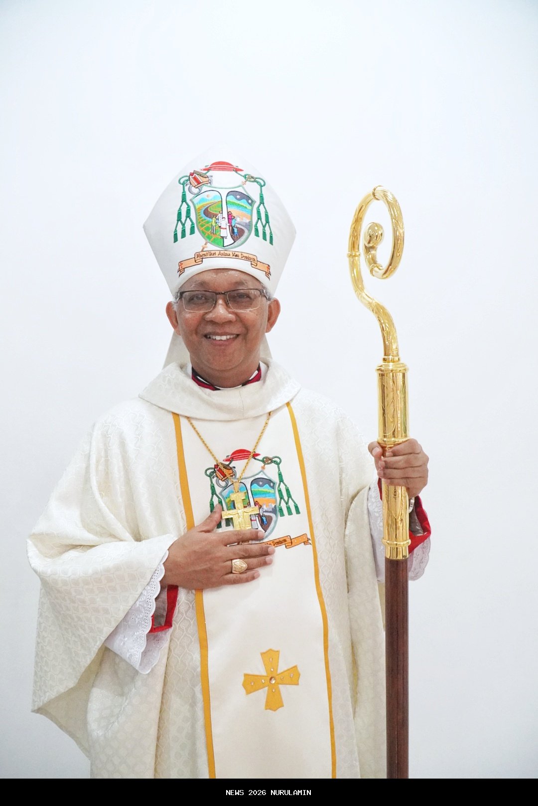 Uskup Bogor Mgr. Paskalis Bruno Syukur Dijemput Meriah di Oksibil, Rayakan 100 Tahun KSFL di Indonesia