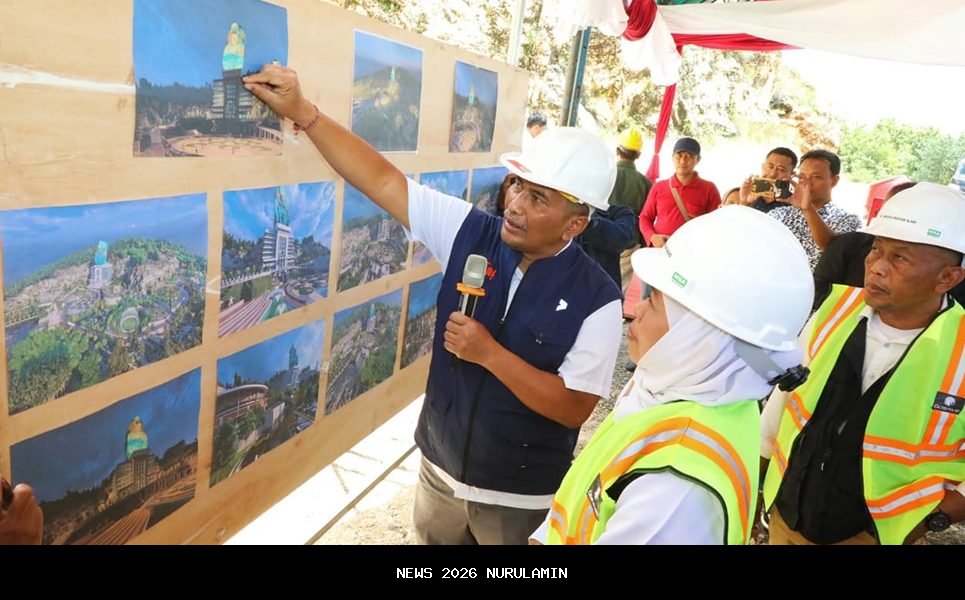 Kunjungi SMAN Tertua Ponorogo, Menteri Harap Perbaikan Selesai Akhir Desember 2025