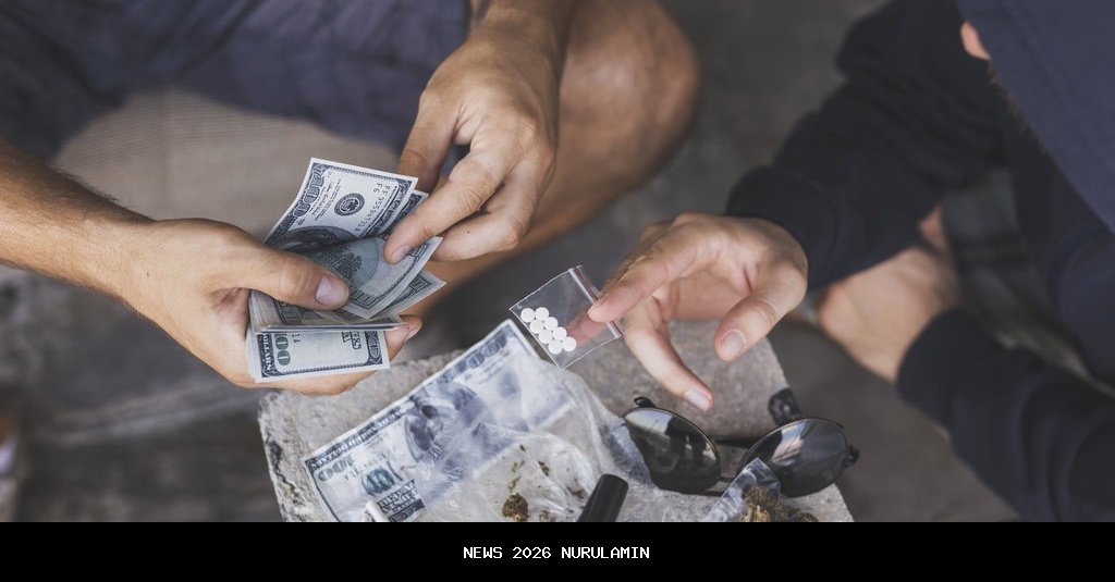 Ditangkap Warga, Mantan Kapolsek Dipecat Tak Hormat