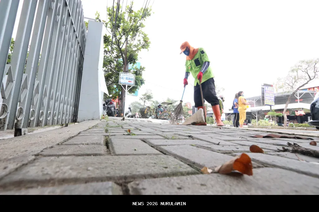 Pemkot Cirebon Kuatkan Pengelolaan Sampah dari Hulu ke Hilir