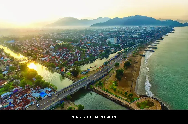 BMKG: Awan Tebal Selimuti Kota Padang Hari Ini