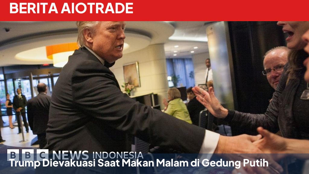 Trump Dievakuasi Saat Makan Malam di Gedung Putih